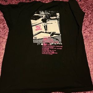 !!SOLD!! Machine Gun Kelly “Tickets to my Downfall” Hot Topic Tee